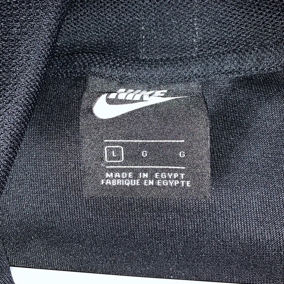 Nike jacket - Picture 2 of 3
